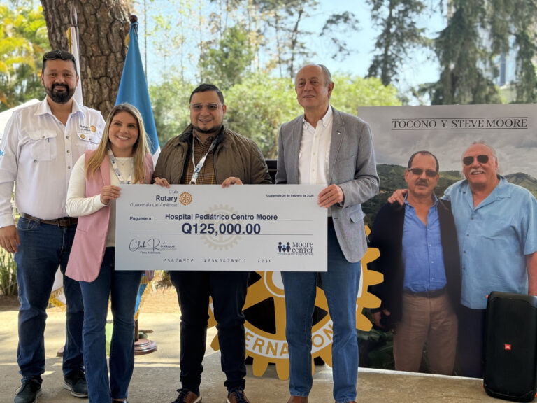 RIFA “TOCONO-MOORE” CULMINA CON ÉXITO: CLUB ROTARIO LAS AMÉRICAS ENTREGA DONATIVO PARA CIRUGÍAS PEDIÁTRICAS GRATUITAS AL CENTRO MOORE